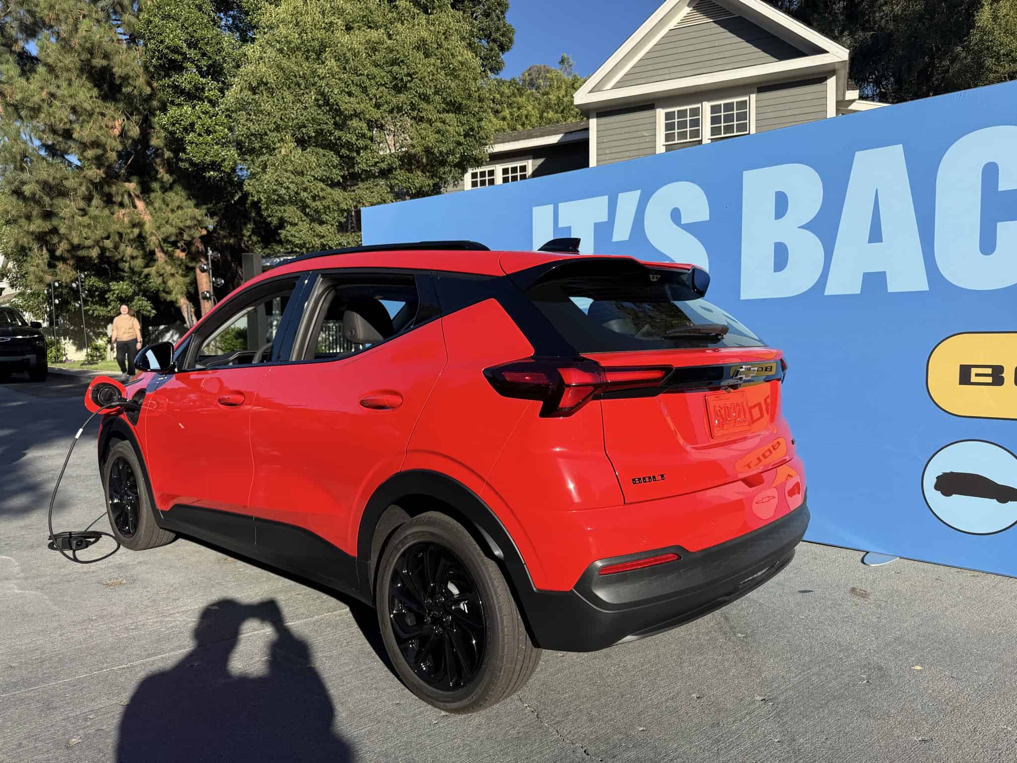 سيارة بولت الكهربائية