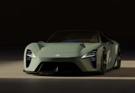 محرك تويوتا V8