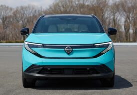 نيسان ليف نيسمو