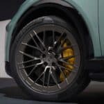 إطارات بورش كايين الكتريك 2026