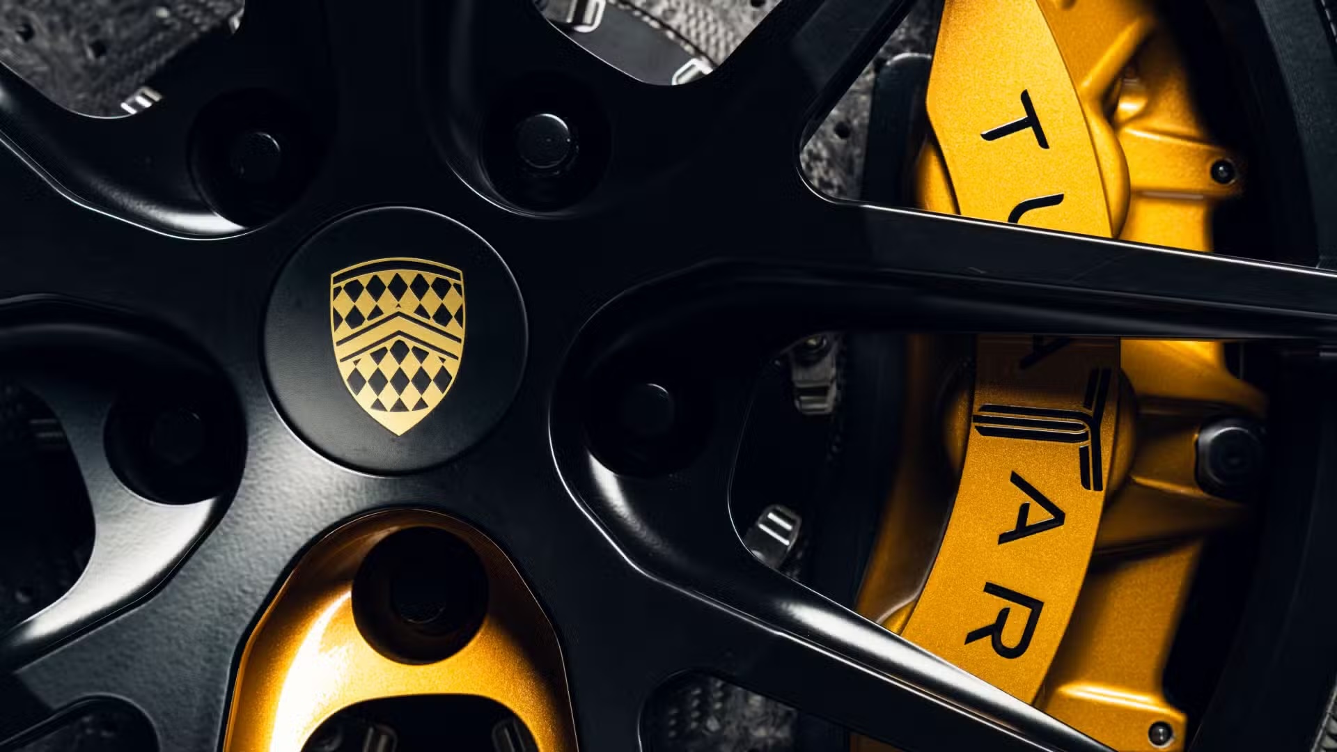 بريكات هايبر كار