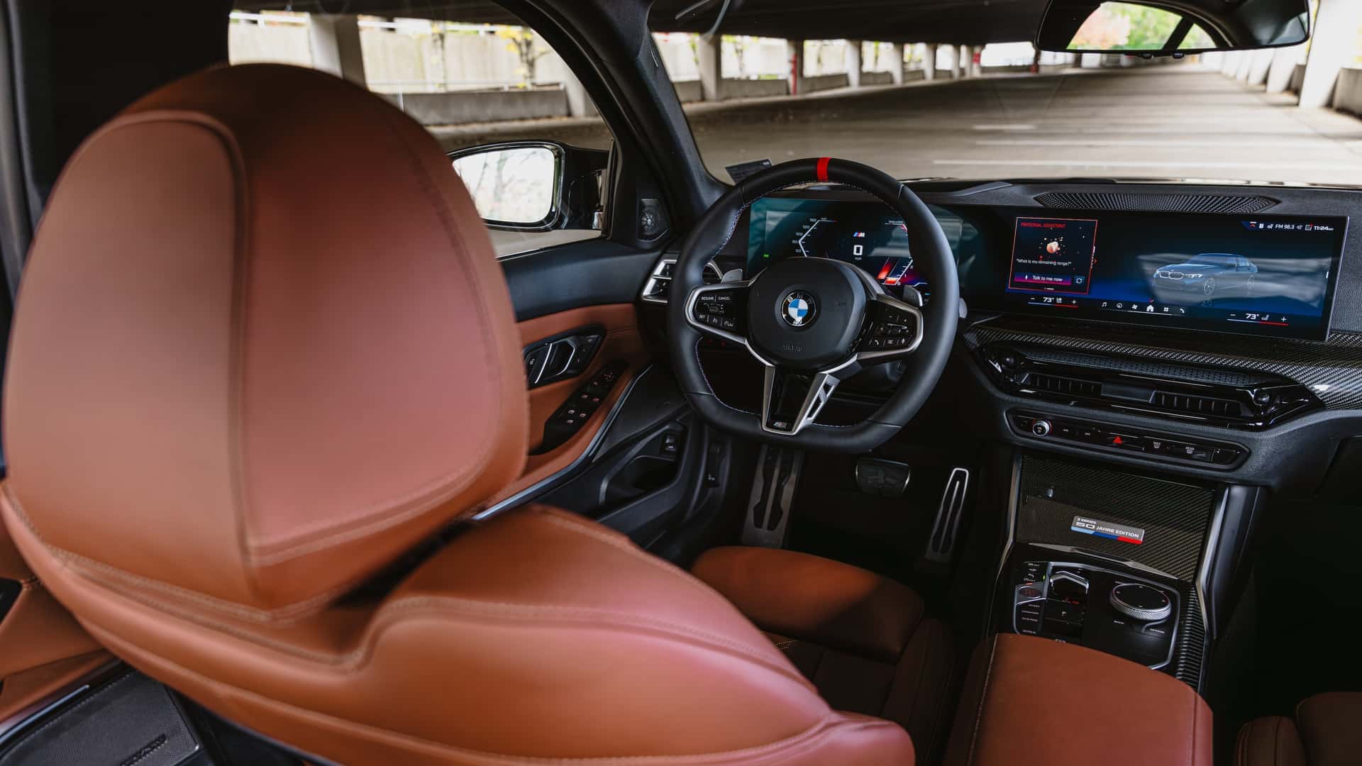 داخلية سيارة M340i 2026
