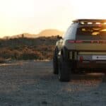 سيارة دفع رباعي جديدة