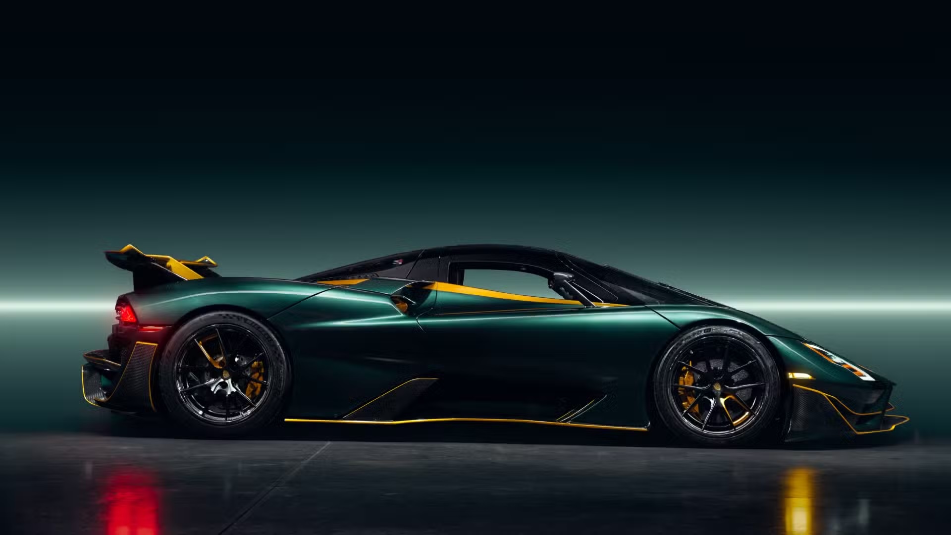 سيارة هايبركار