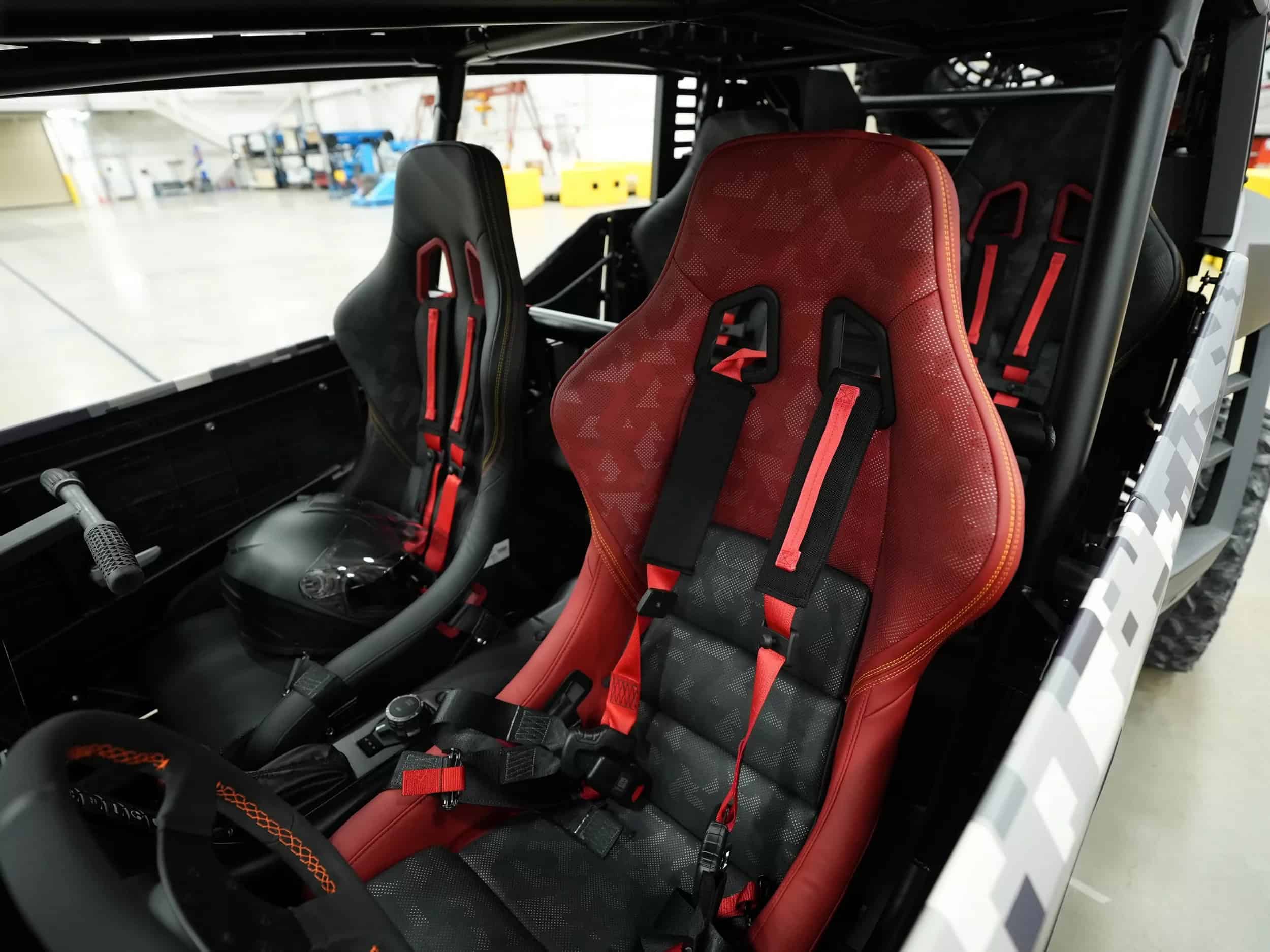 كراسي سيارة سيون