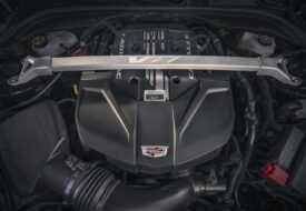 محرك 8 سلندر