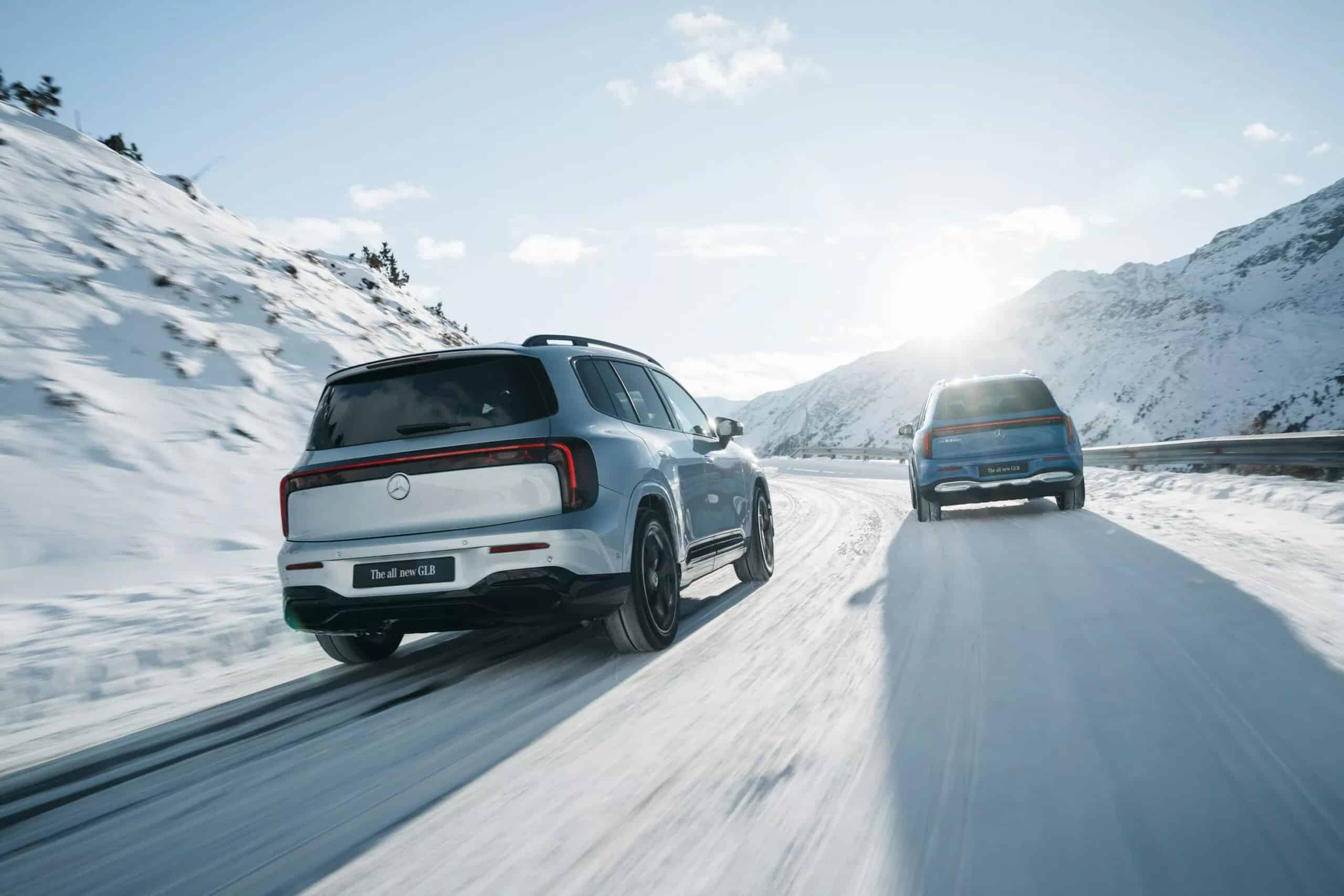 سيارات مرسيدس GLB 2027