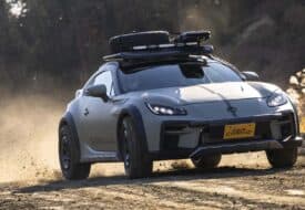 سيارة تويوتا جي ار 86 معدلة