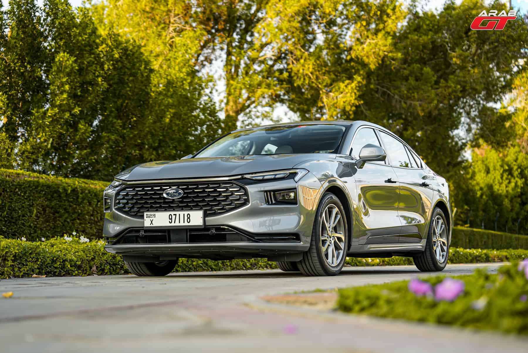 سيارات فورد السيدان