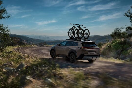 سيارة تويوتا bZ وودلاند