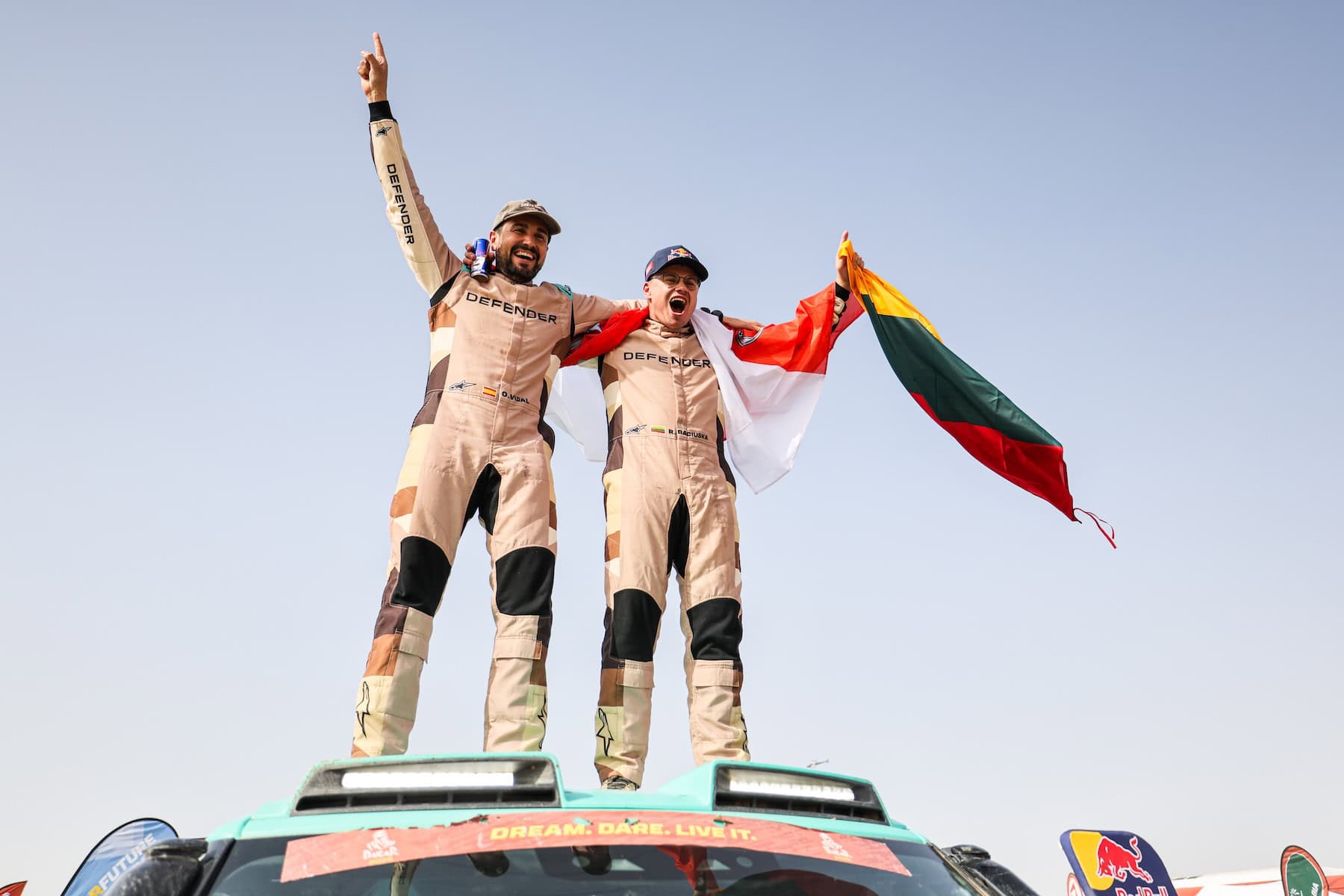 فريق ديفندر رالي