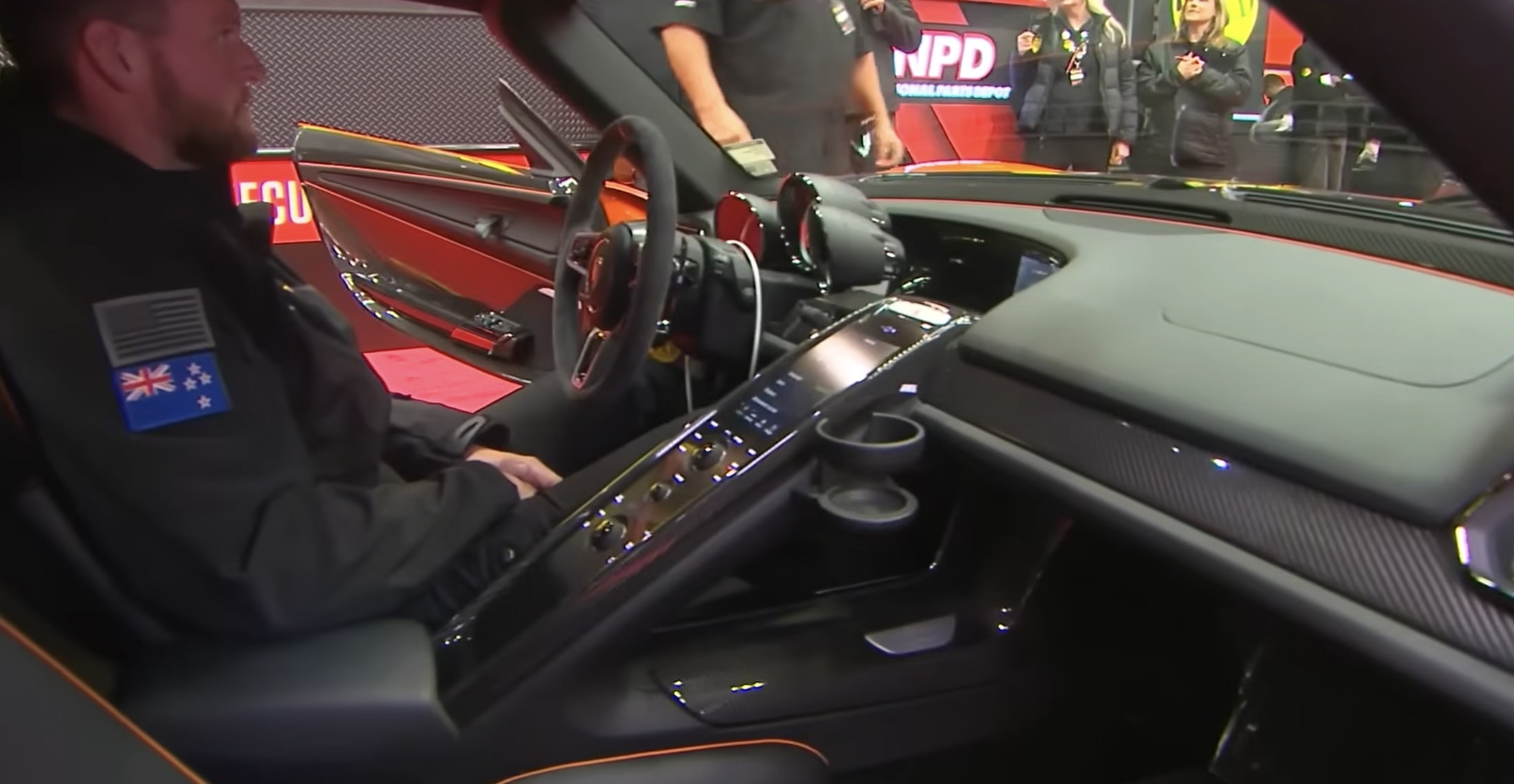 داخلية بورش 918 سبايدر