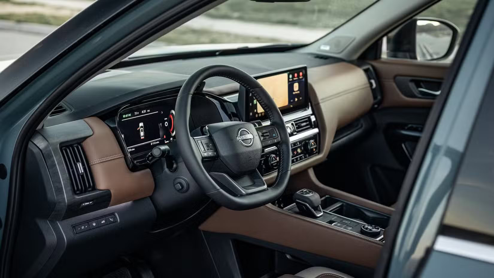 داخلية نيسان جديدة