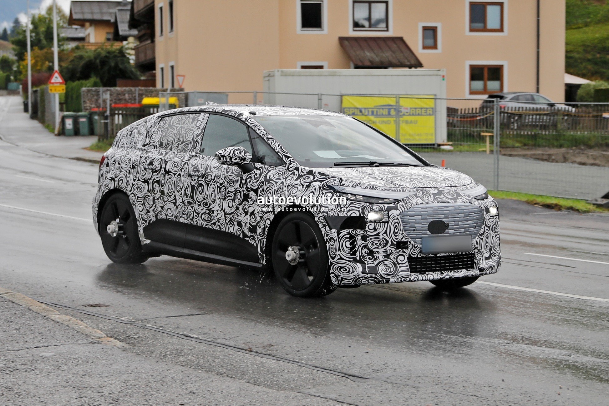 سيارة A2 E-Tron