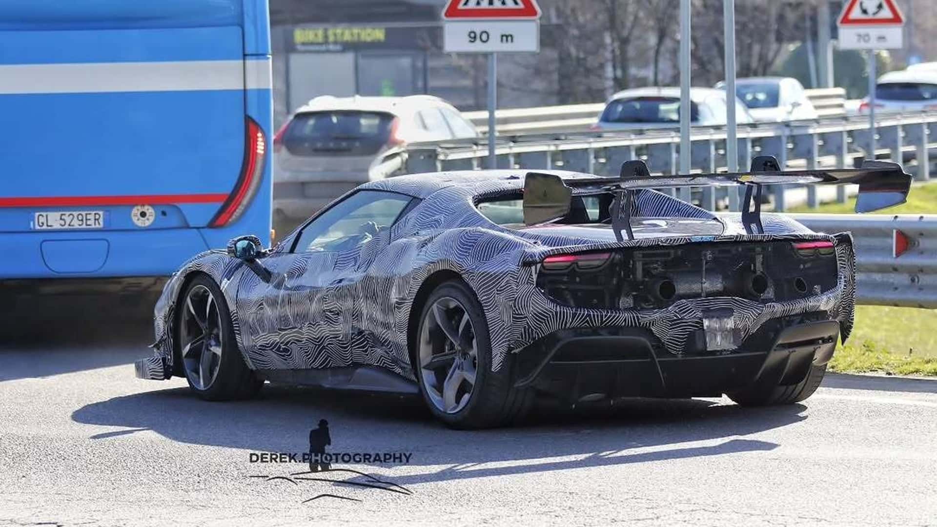 فيراري 296 تشالنج سترادالي جديدة