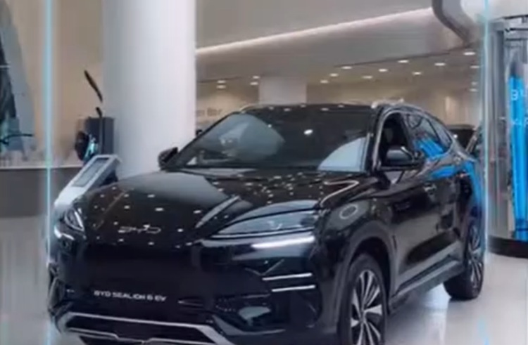 بي واي دي سيليون 6 الكهربائية (BYD Sealion 6 EV)