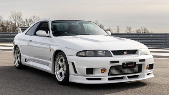 نيسان سكايلاين GT-R نيسمو 400R
