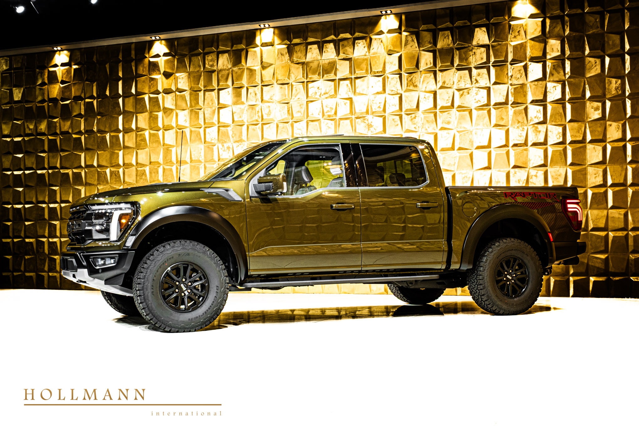 بيك اب فورد F-150 رابتر