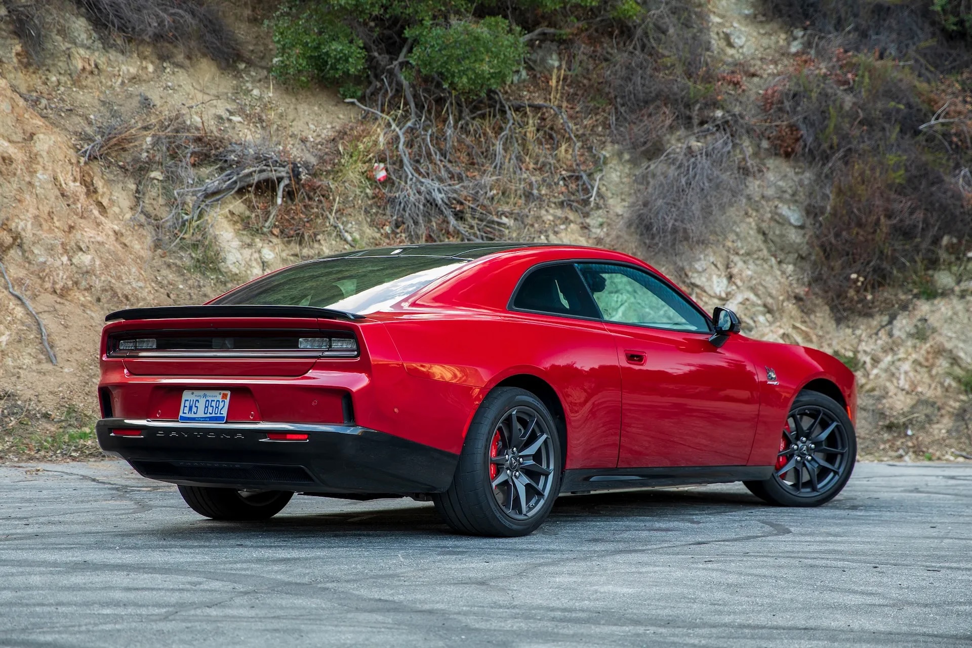 دودج تشارجر هيلكات 2028