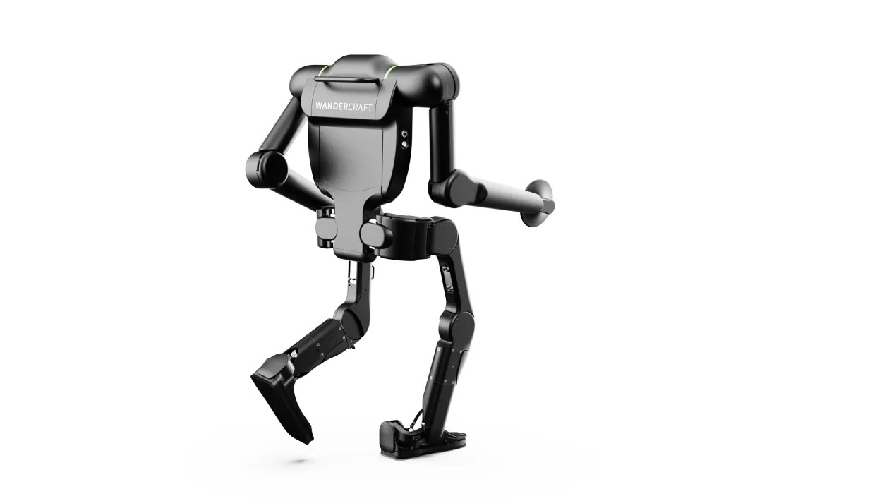 روبوت في مصنع