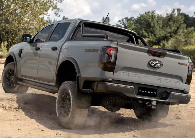 فورد-تكشف-عن-رينجر-2026-محدثة-لمنافسة-تويوتا-هايلكس-الجديدة