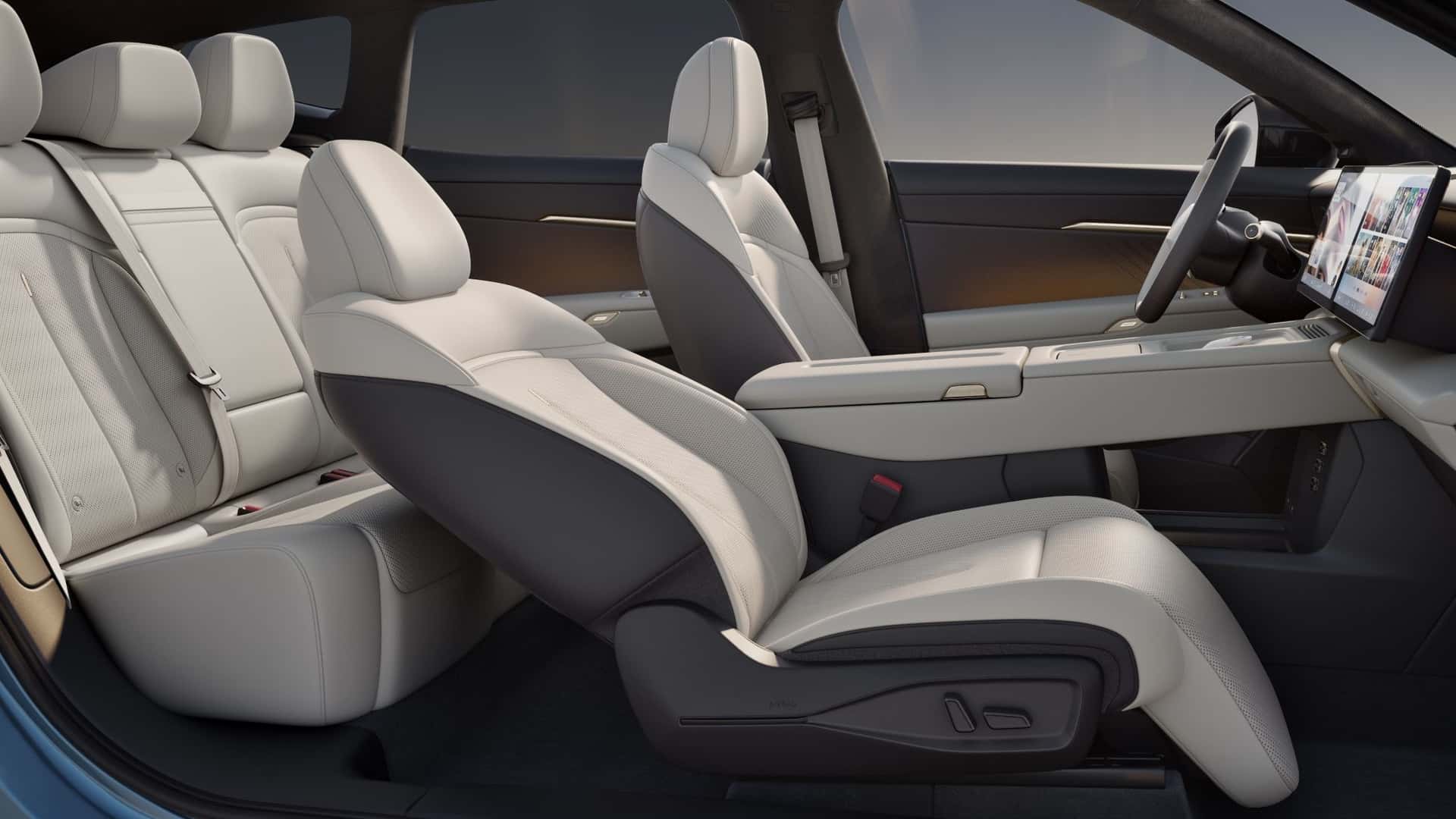 كراسي فولكس فاجن ID. Unyx 08