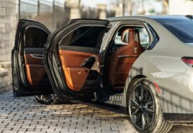 سيارة مصفحة جديدة