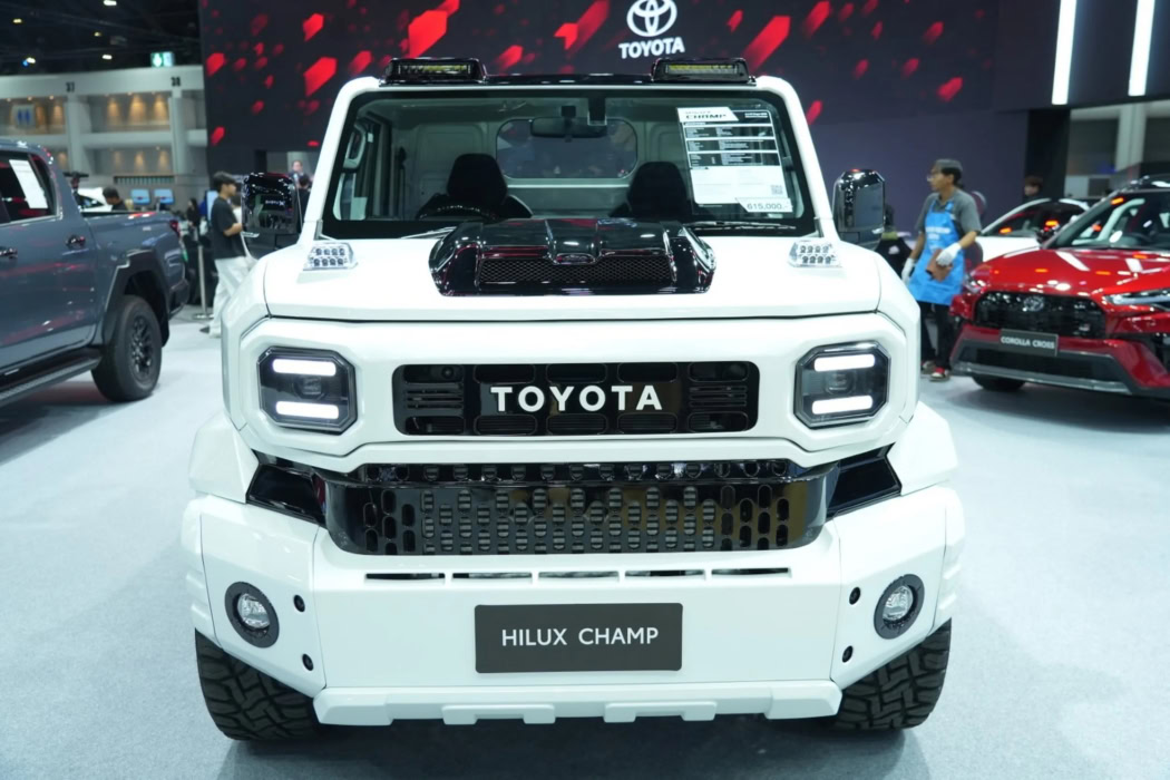 شاحنة تويوتا هايلوكس شامب