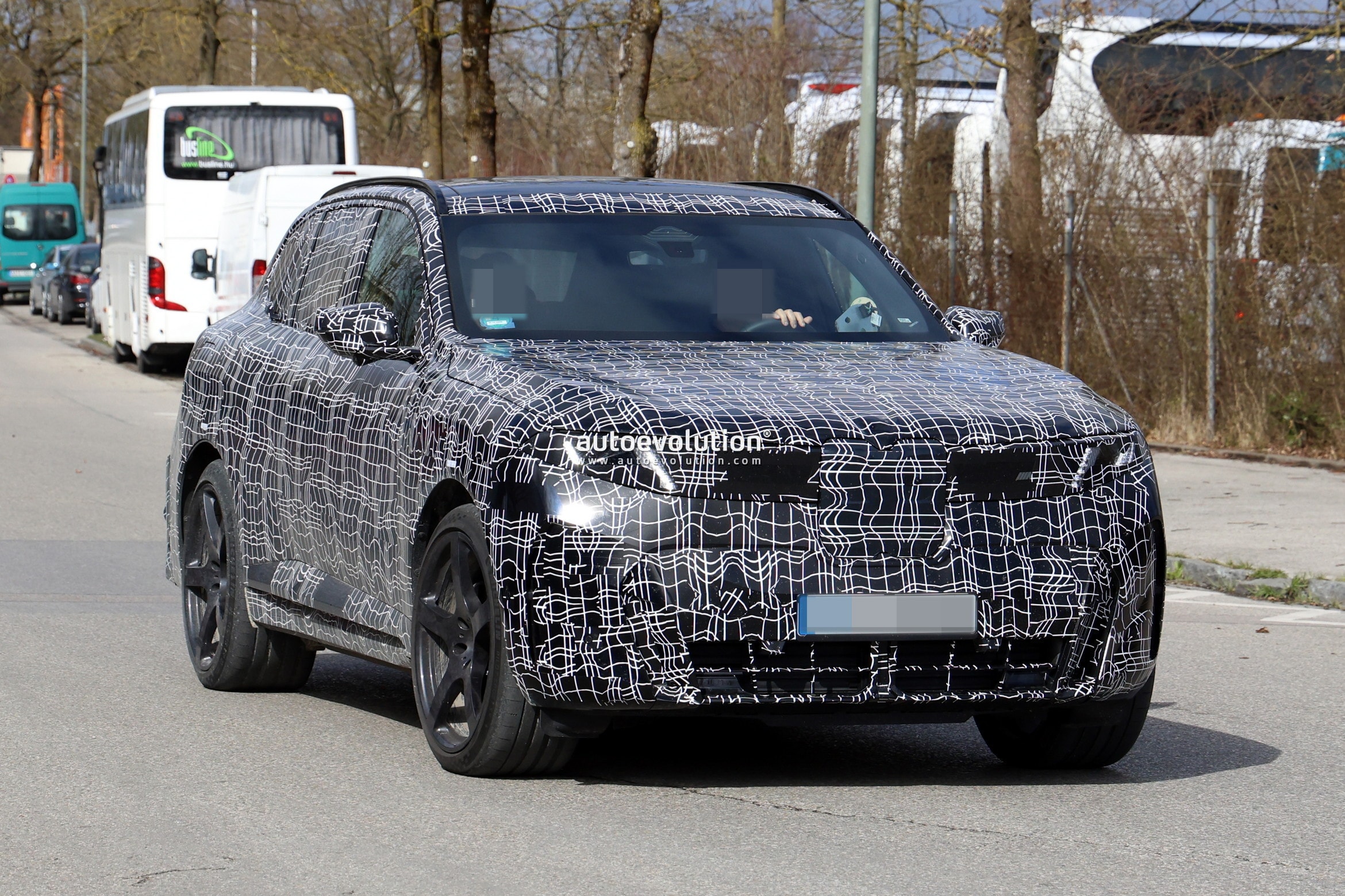 بي ام دبليو iX5 M70