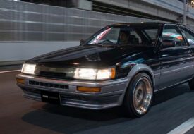تويوتا كورولا ليفين AE86