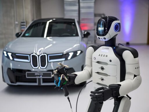 توظيف روبوتات بشرية