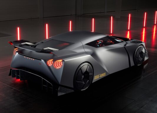 نيسان رياضية اختبارية