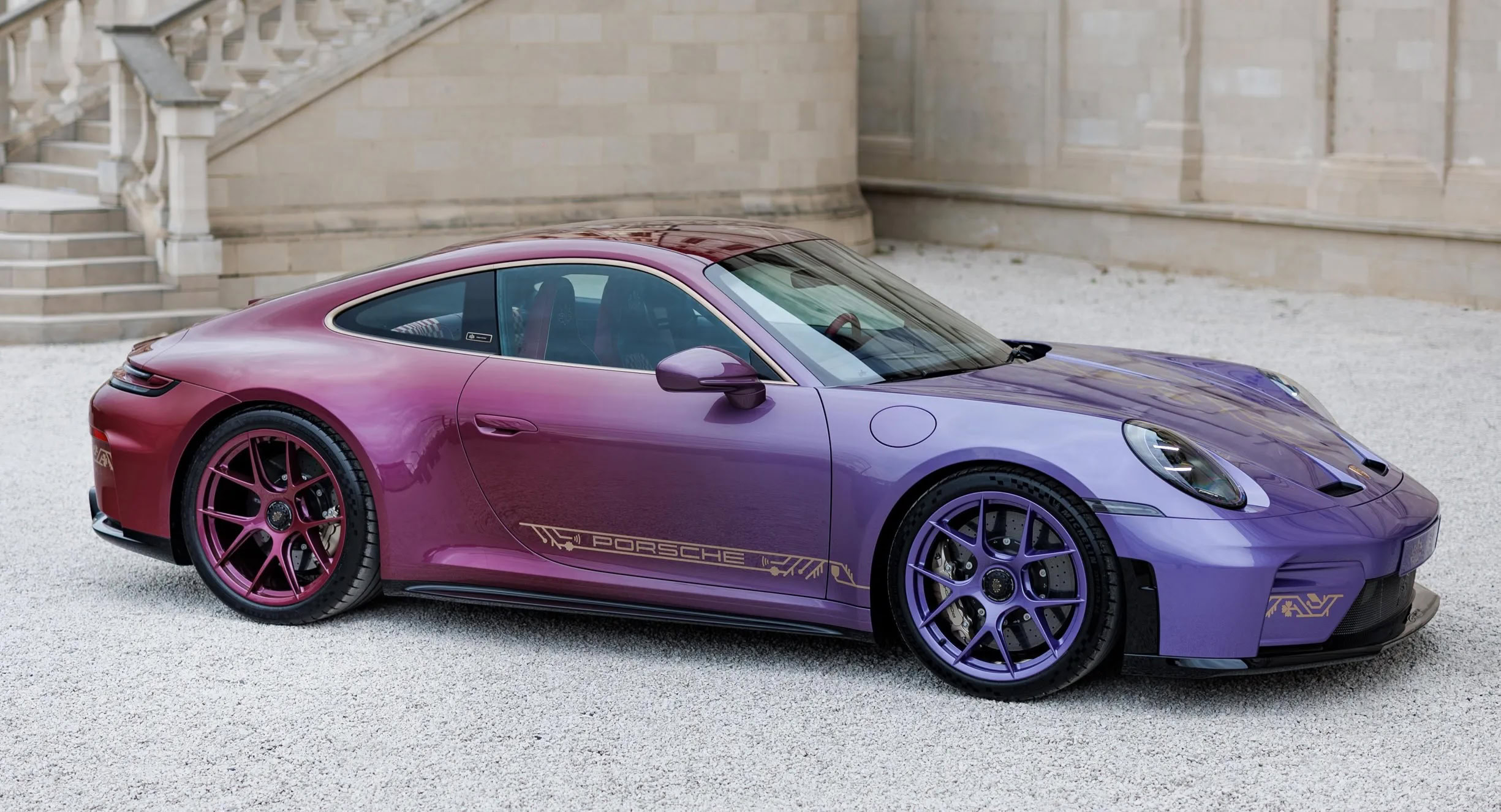 سيارة 911 GT3 تورينج