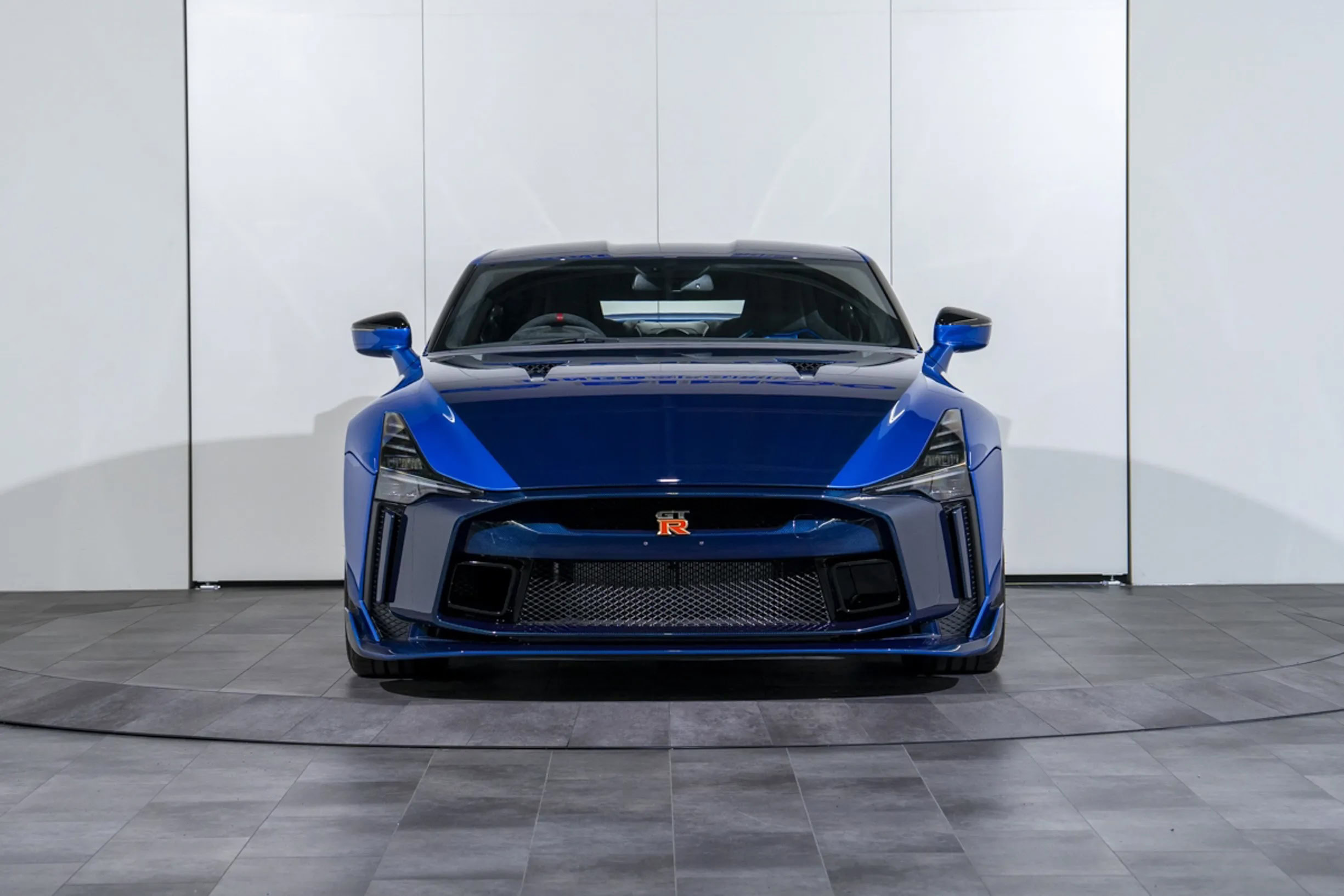 صور نيسان GT-R50
