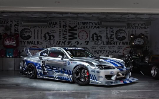 نيسان سيلفيا S15