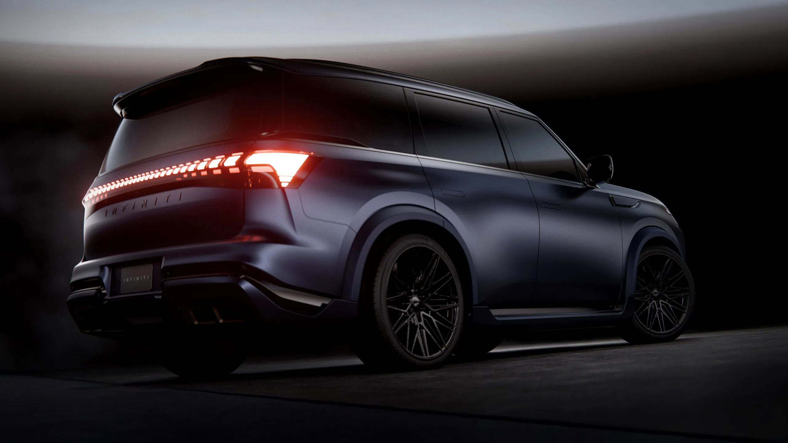 انفينيتي QX80 Track Spec